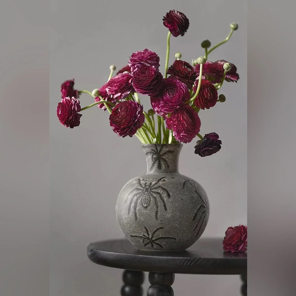New Anthropologie Home Decor Halloween Creepy Crawler Ceramic Vase / Pitcher